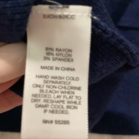 Express thin short sleeve knit, navy, size large - Picture 4 of 5